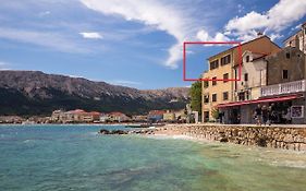 Apartment Frane